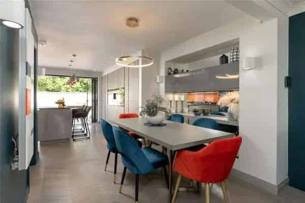 Stunning Modern Home in Trinity Edinburgh