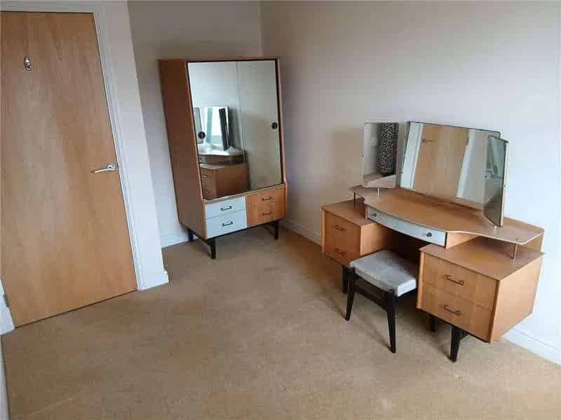 2 Bed Flat for Sale in Riddlesden