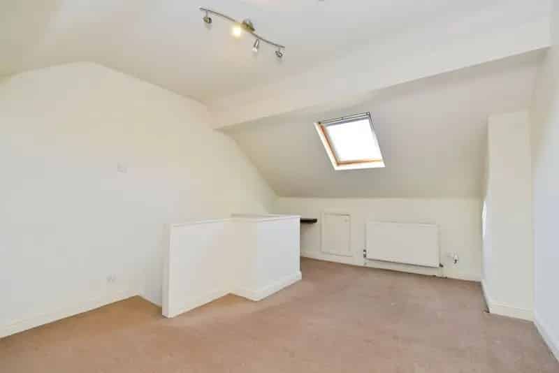 3 Bedroom Mid Terrace House for Sale Sheffield S6