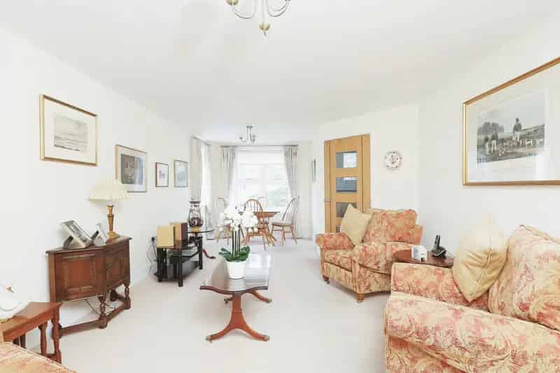 Retirement Apartment in Coleshill - 2 Beds, En-Suite