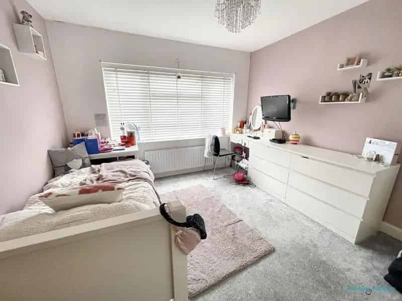 3 Bed Property for Sale Hockley Heath Solihull