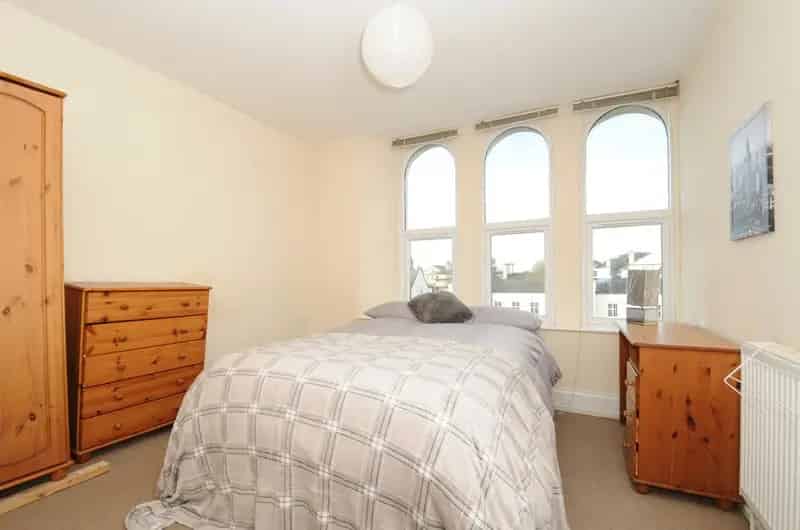 House of Multiple Occupation To Rent