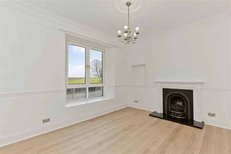 3 Bed Flat in Liberton - Modernized C-Listed Building