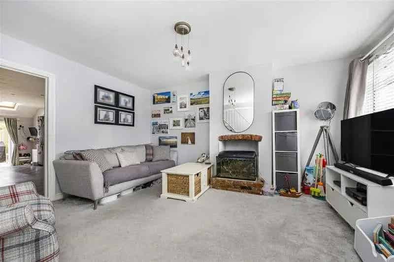 2 Bed House for Sale in Windsor