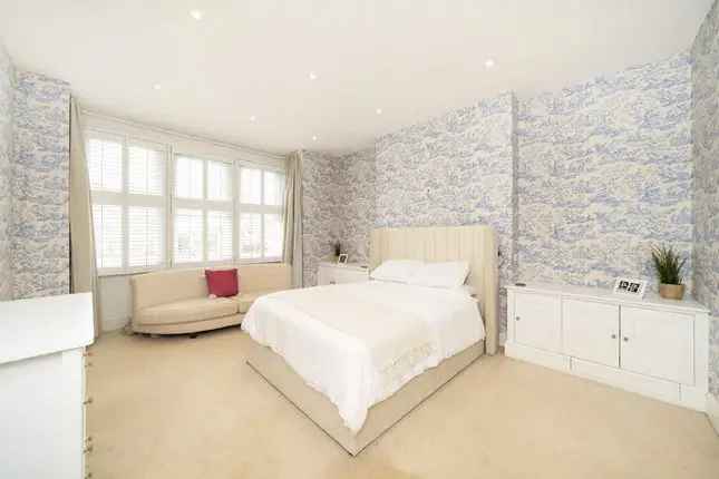 Semi-detached house to rent in Ritherdon Road, London SW17