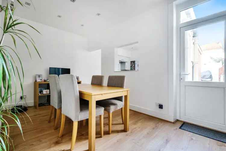 3 Bedroom House to Rent in Portsmouth