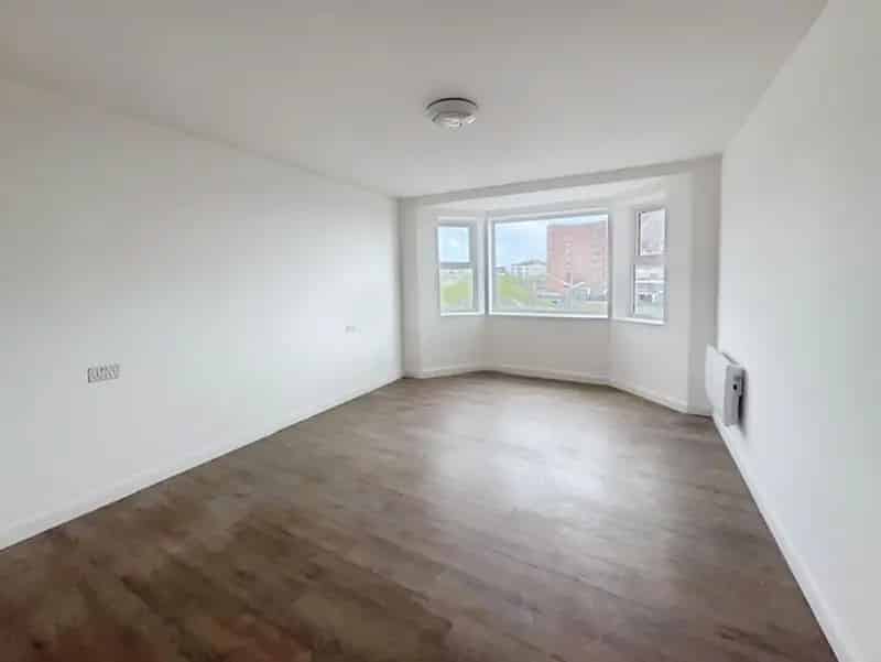 2 Bedroom Flat to Rent Blackpool FY1  Zero Deposit Available