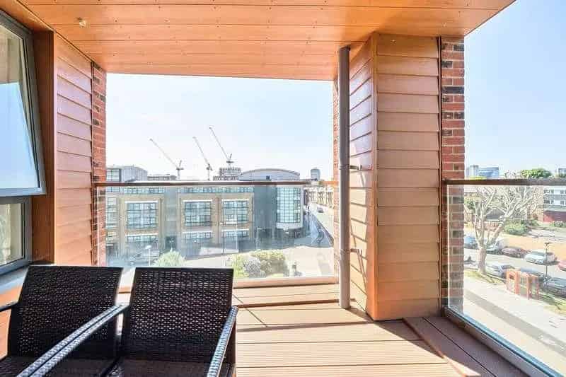 1 Bed Flat for Sale Brentford Riverside