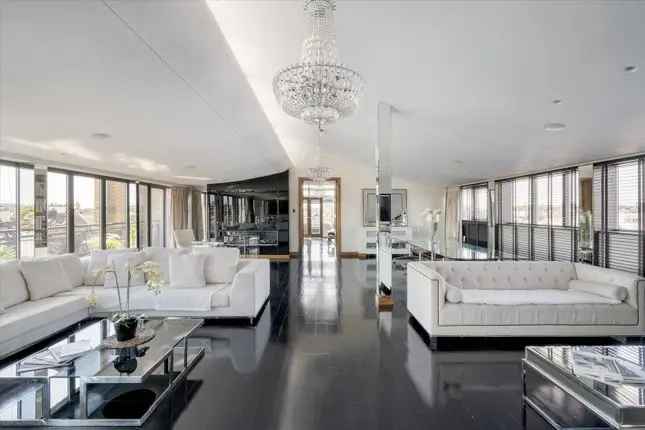Luxury 3-Bed Penthouse Apartment SW7 Rooftop Terrace Gym