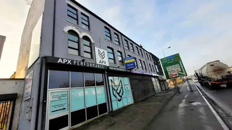 3 Story Open Plan Workspace For Lease