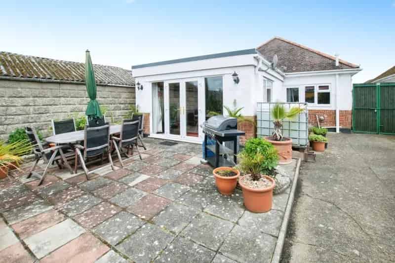 Charming Bungalow with Large Garden and Extension Potential