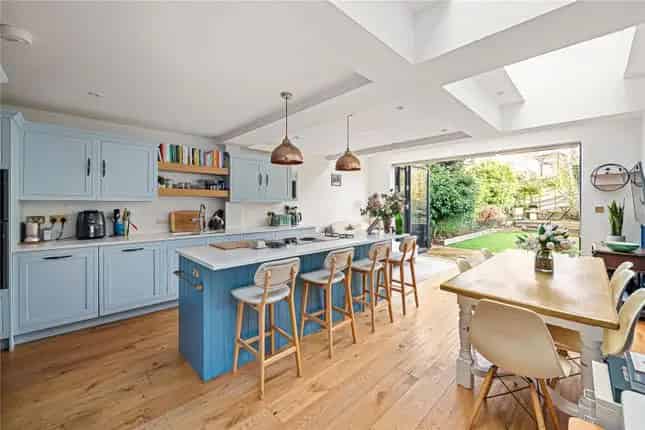 5 Bedroom Victorian Terrace House Abbeville Village SW4