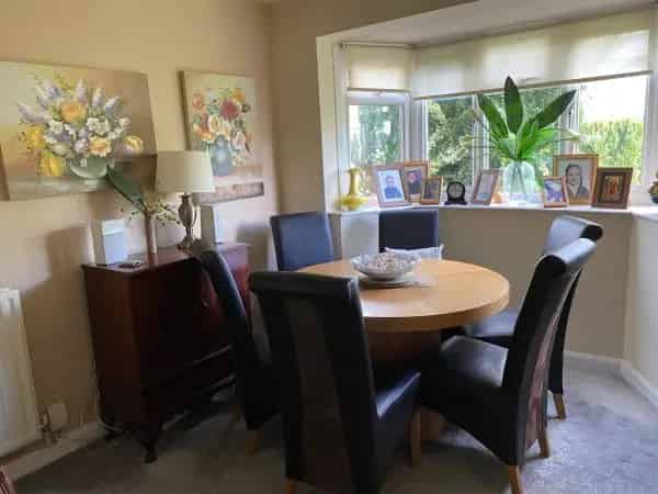 Large 3-4 Bedroom House for Sale