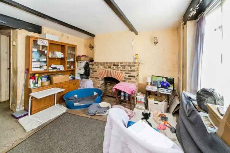 Two Double Bedroom House Near Burgess Hill Town Centre