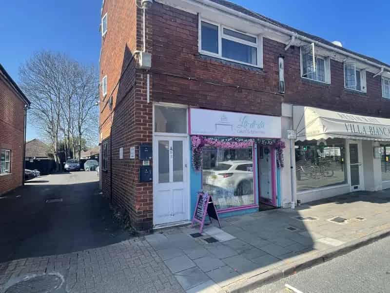 Ground Floor Shop with Rear Access and Parking