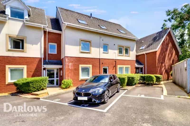 2 Bedroom Apartment for Sale