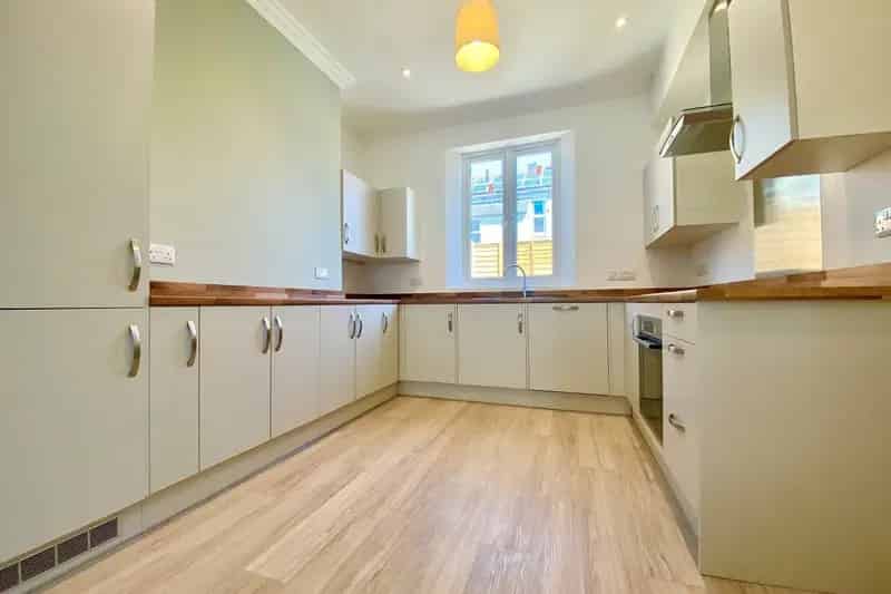 4 Double Bedroom House in St Judes Plymouth - Zero Deposit Available