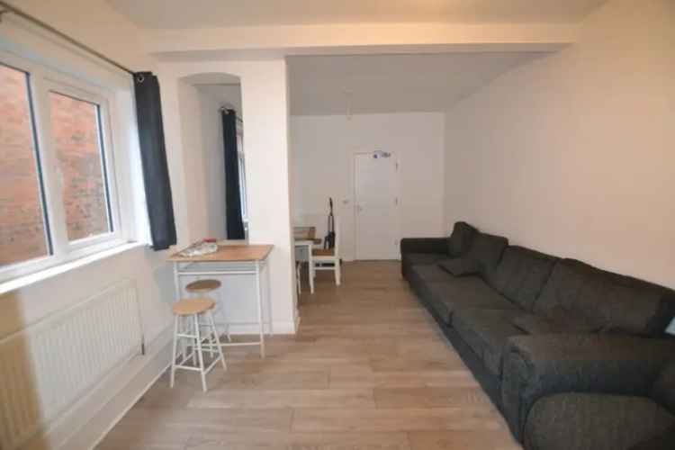 8 Bedroom HMO House For Sale Near De Montfort University