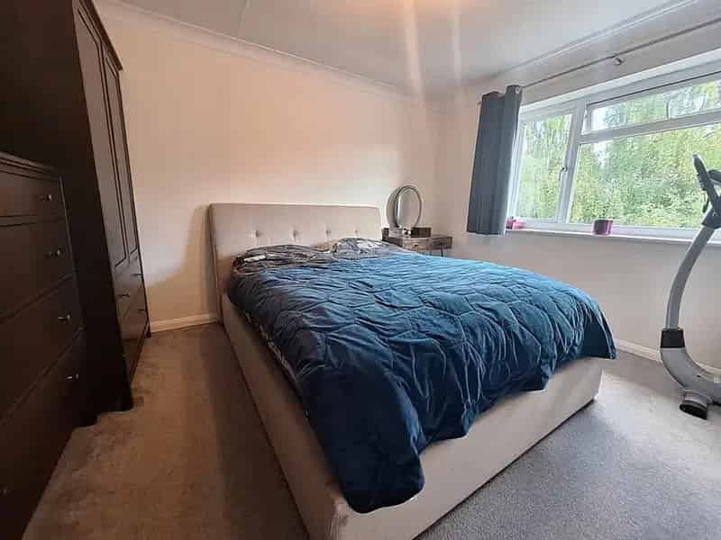 2 Bedroom Flat To Rent Available 11092025