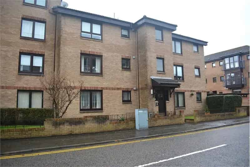 2 Bed Ground Floor Apartment - Modern, Exclusive Development