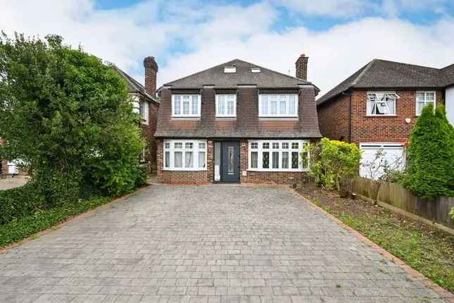 Detached house for sale in Linkside, New Malden KT3