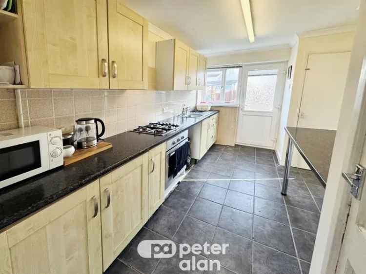 3 Bedroom End Terrace House For Sale