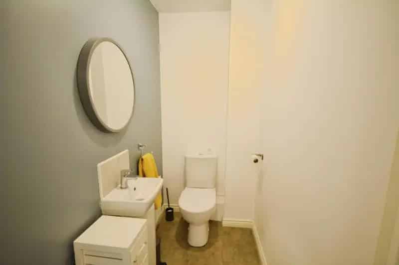 3 Bed Semi-Detached House for Sale