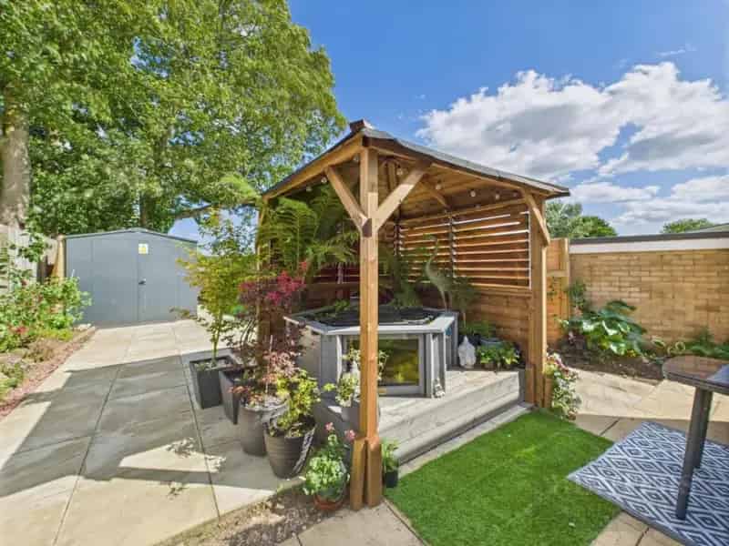 3 Bed Detached House for Sale in Bridlington