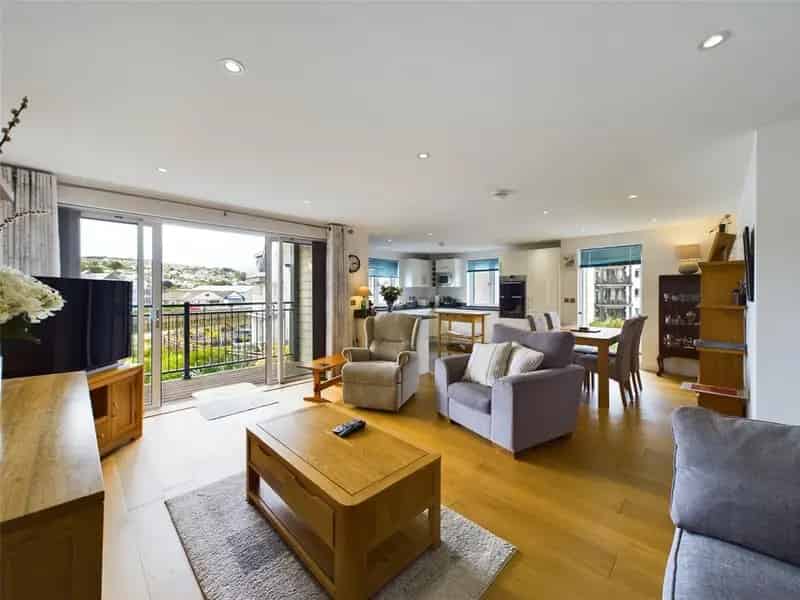 2 Bed Apartment for Sale in Wadebridge