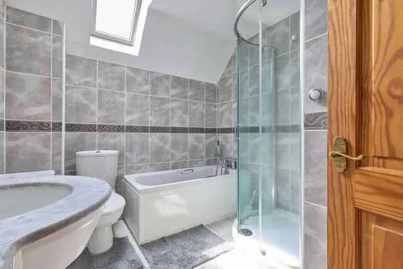 4 Bed Detached House for Sale Large Garden Double Garage