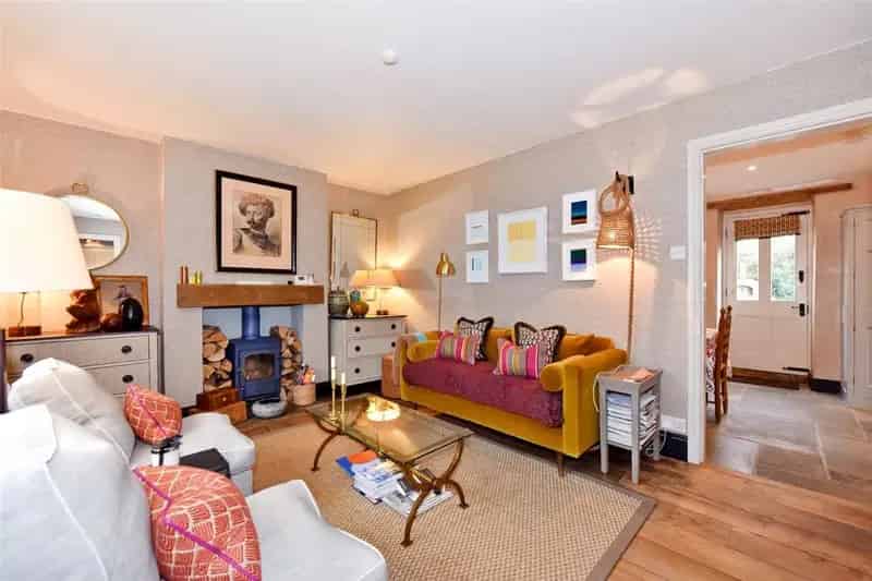 4 Bedroom Cottage with Annex for Sale