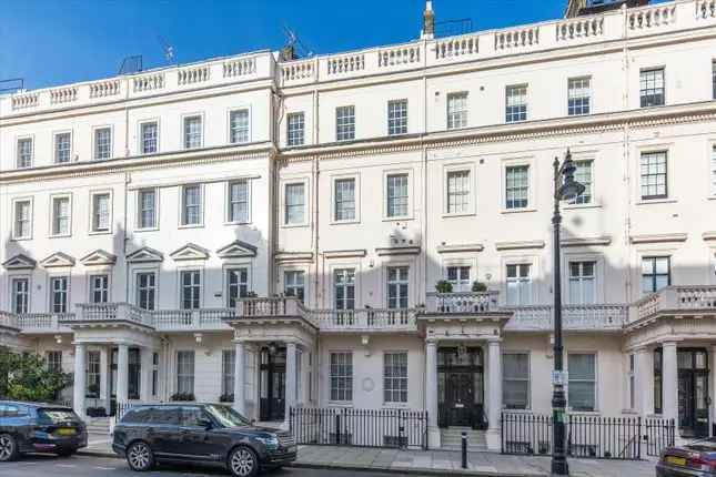 Flat for sale in Eaton Place, London SW1X