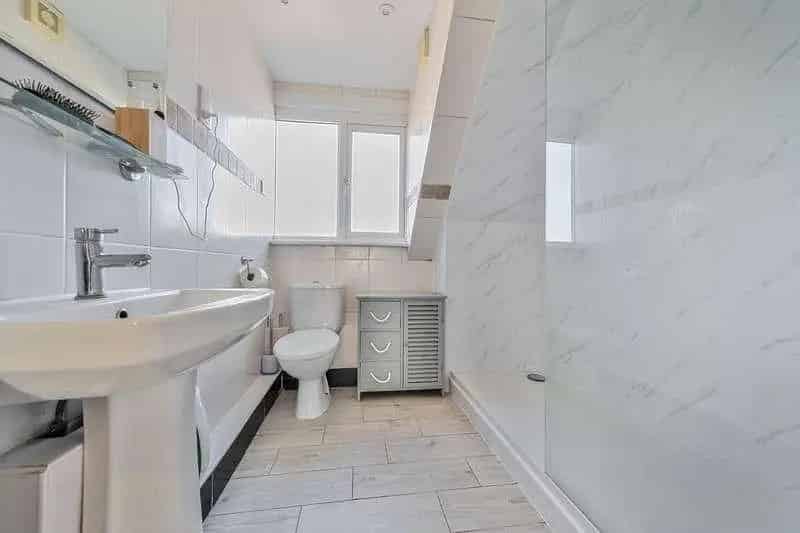 2 Bed Flat for Sale in Rose Green Village Near Bognor Regis