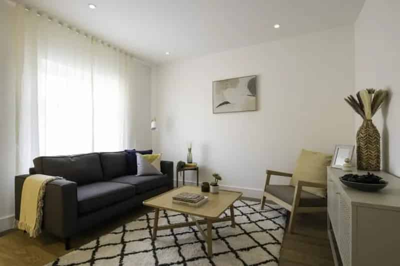 3 Bedroom Townhouse One Month Rent Free