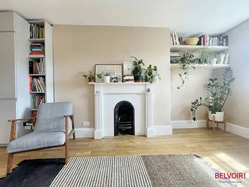 Spacious Grade II Listed 1-Bed Apartment Cheltenham Allocated Parking