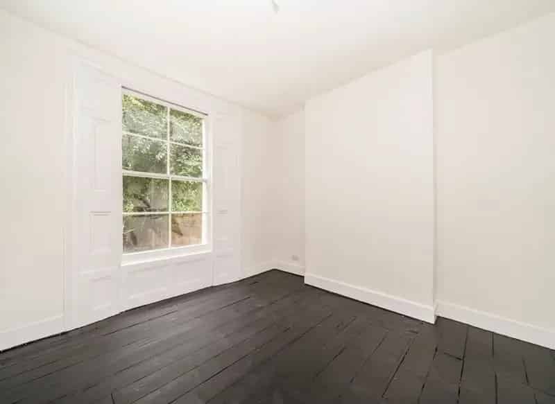 Four Bedroom Terraced House Near Oval Kennington