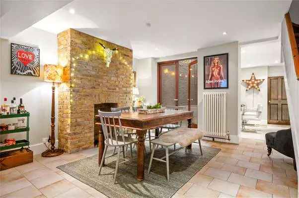 Coombs Street, Islington, London, N1 8DJ | Property for sale | Savills