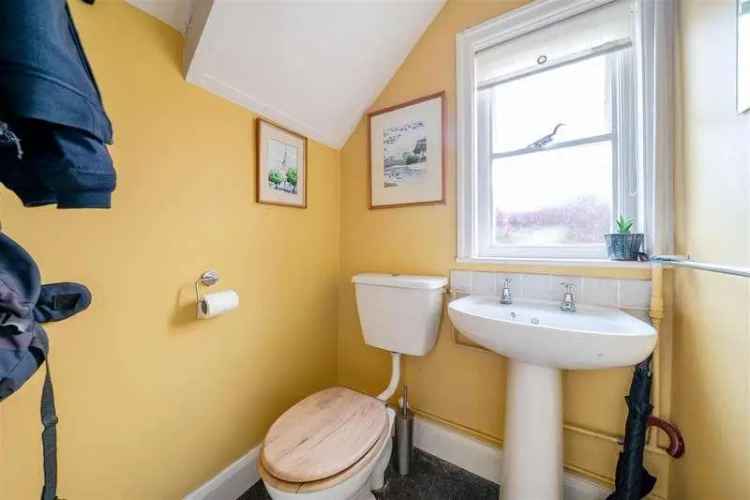 5 Bed House for Sale with Annex and Electric Car Charging