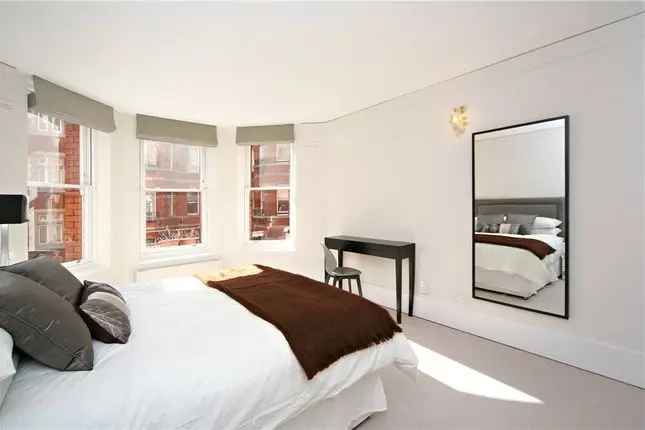 Flat for sale in Victoria Street, London SW1H