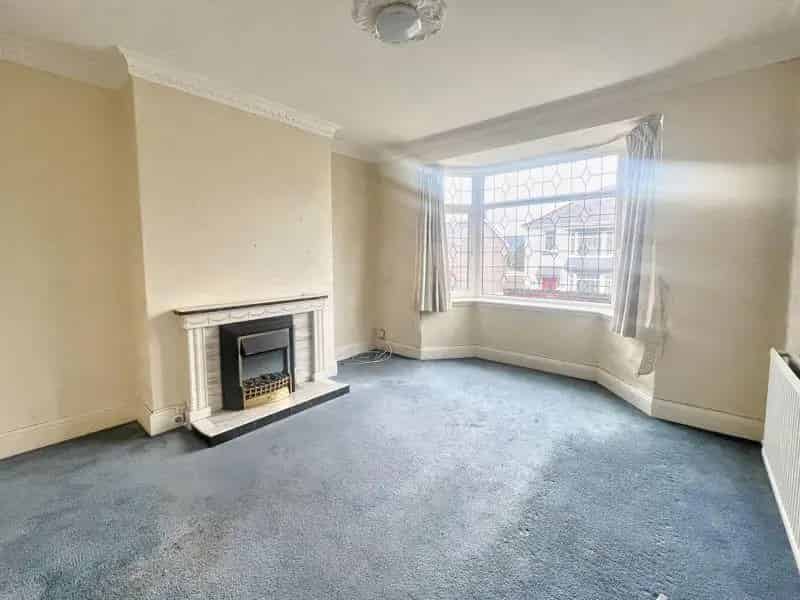 3 Bed Semi Detached House for Sale