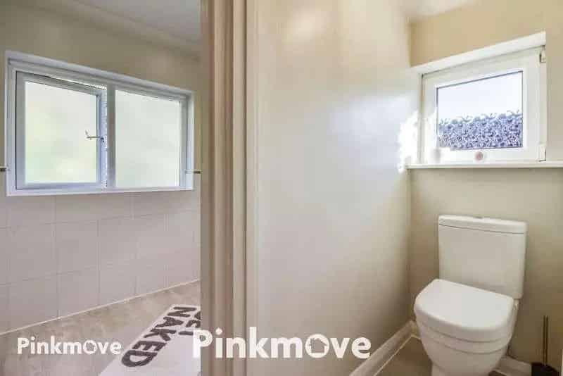 3 Bed Detached House For Sale - Newly Refurbished