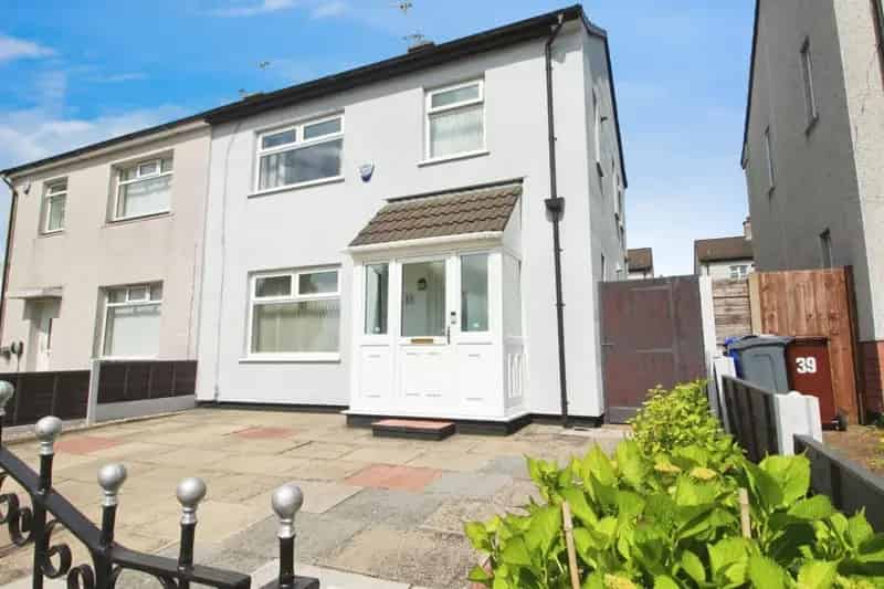 3 Bedroom House For Sale Manchester