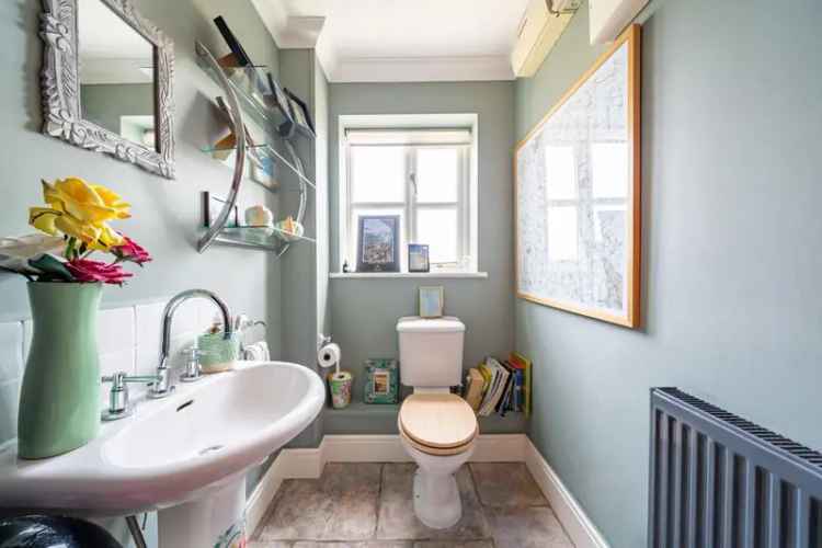 5 Bed Family Home with Stunning Views