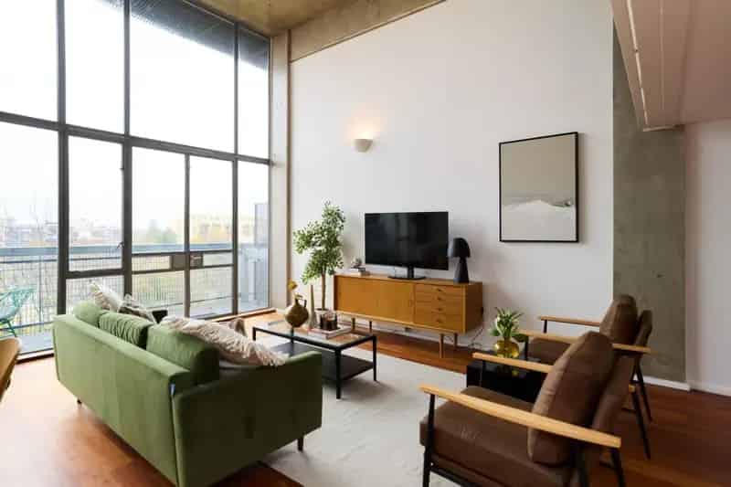 2 Bedroom House To Let Union Wharf Short Let All Bills Included