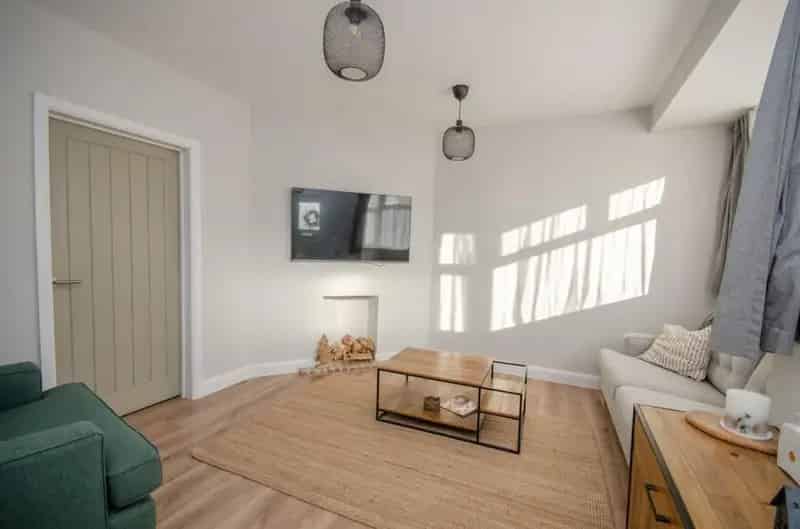3 Bedroom House For Sale Near Page Park