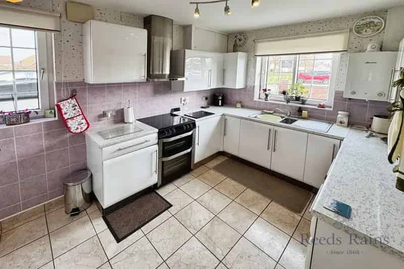 2 bedroom Detached House for sale, Osgodby, North Yorkshire, YO8