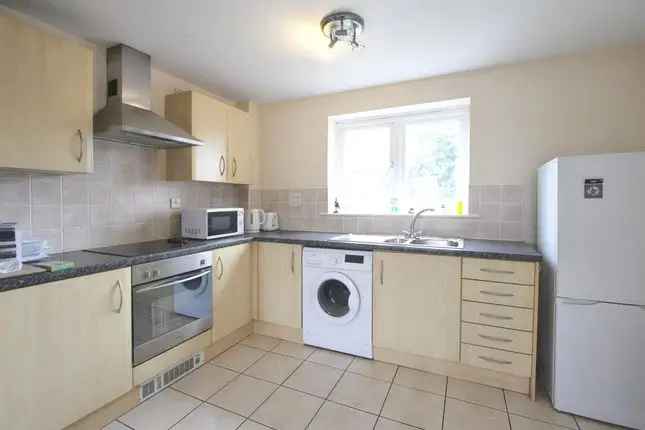 Flat for sale in Broadway, Roath, Cardiff CF24