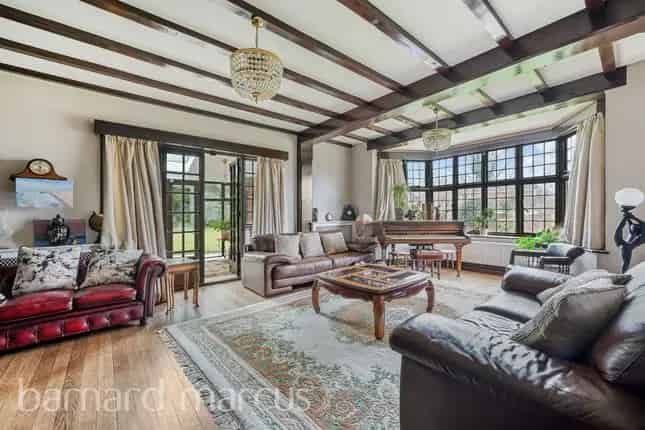 Six Bedroom Detached House Whitgift Estate Croydon