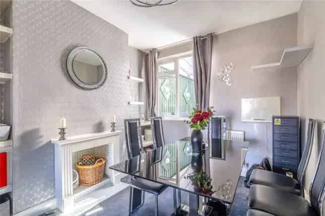 3 Bedroom Terraced House Brislington BS4
