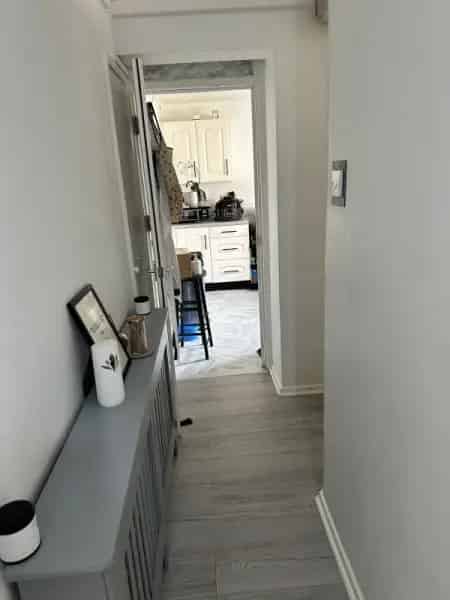 Spacious East Ham House with Shed and Great Transport